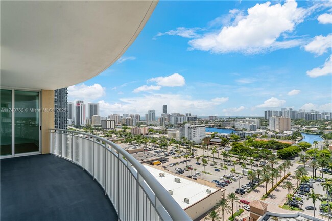 Building Photo - 1755 E Hallandale Beach Blvd