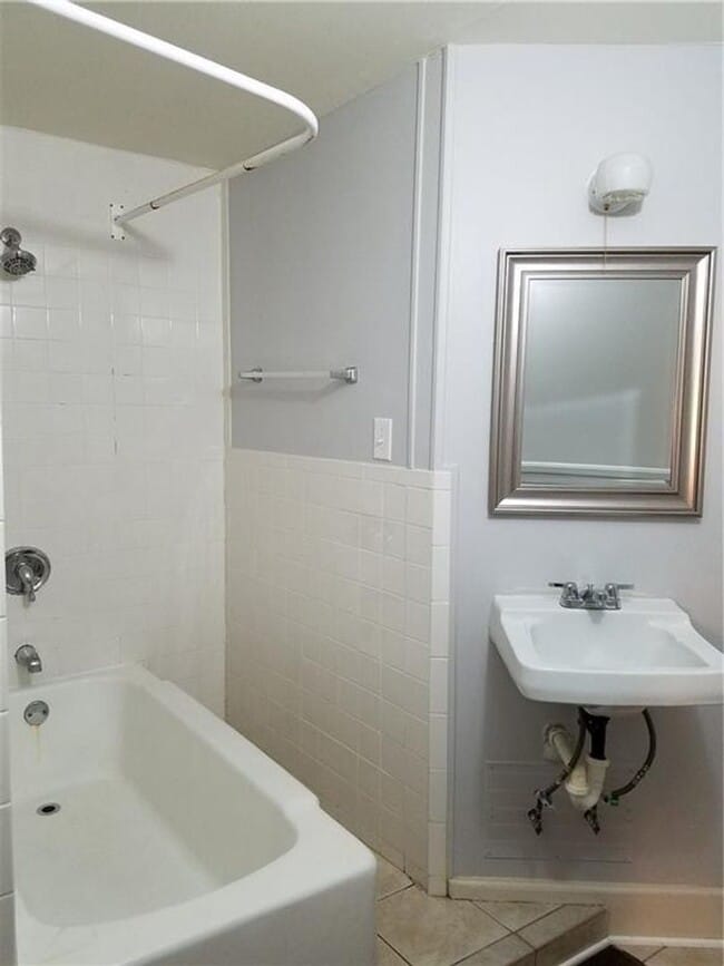 Building Photo - 4500 Avenue D