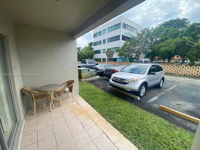 Building Photo - 13920 Lake Placid Ct