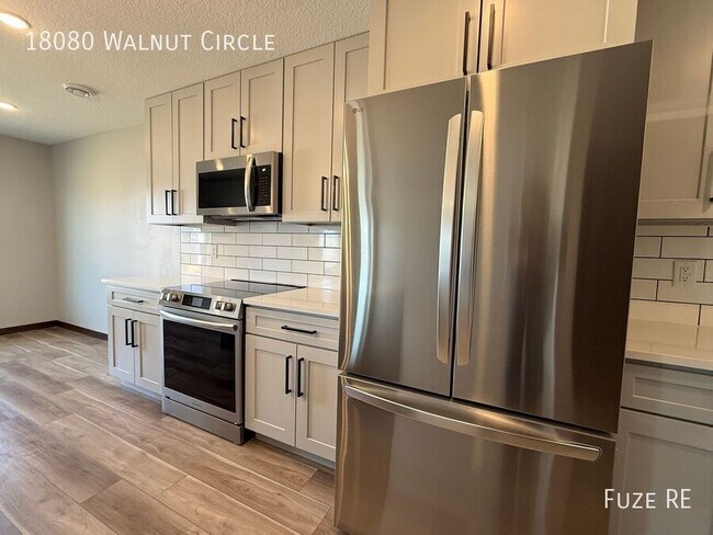 Building Photo - 18080 Walnut Circle