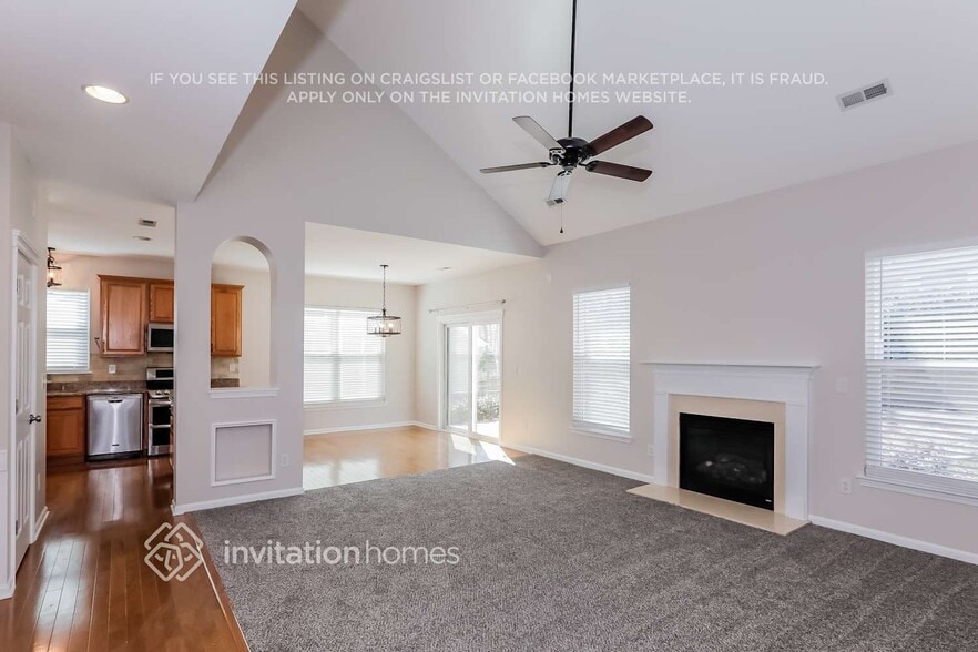 Building Photo - 3814 Planters Watch Dr