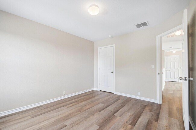 Building Photo - 14413 Gurney's Eagle Dr