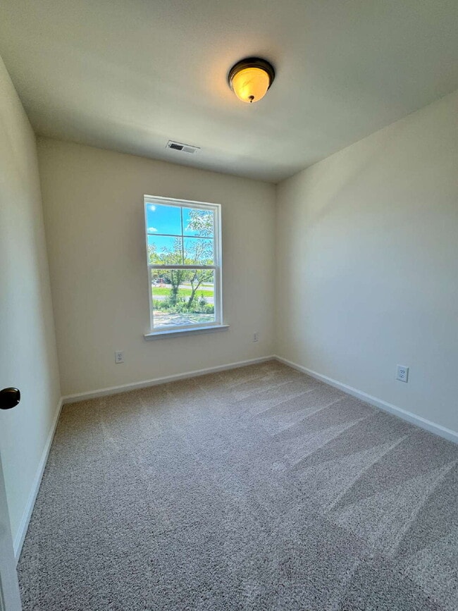 Building Photo - Brand New 3-Bedroom Townhome for Rent in T...