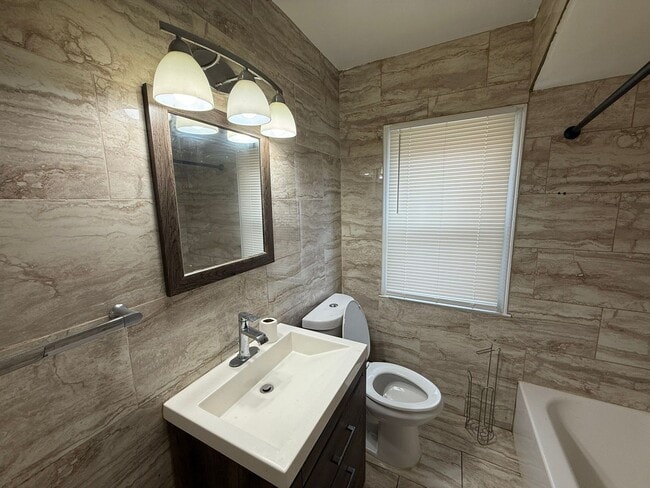Building Photo - Renovated 3-Bedroom Home – We Welcome Sect...