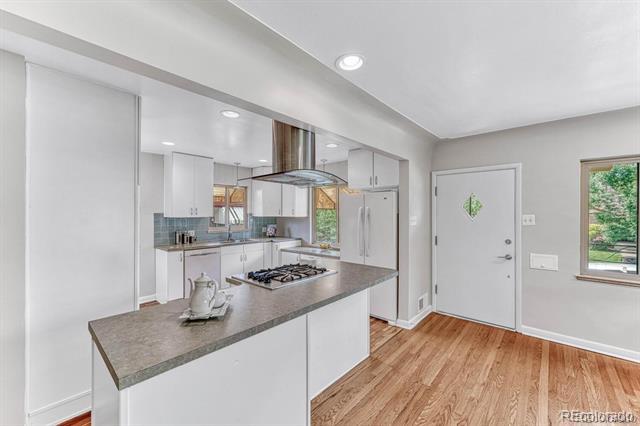 Building Photo - 3423 W 39th Ave