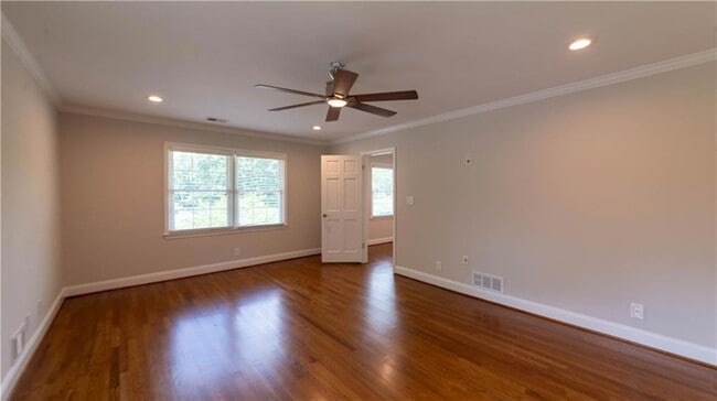 Building Photo - 3935 Briaridge Cir