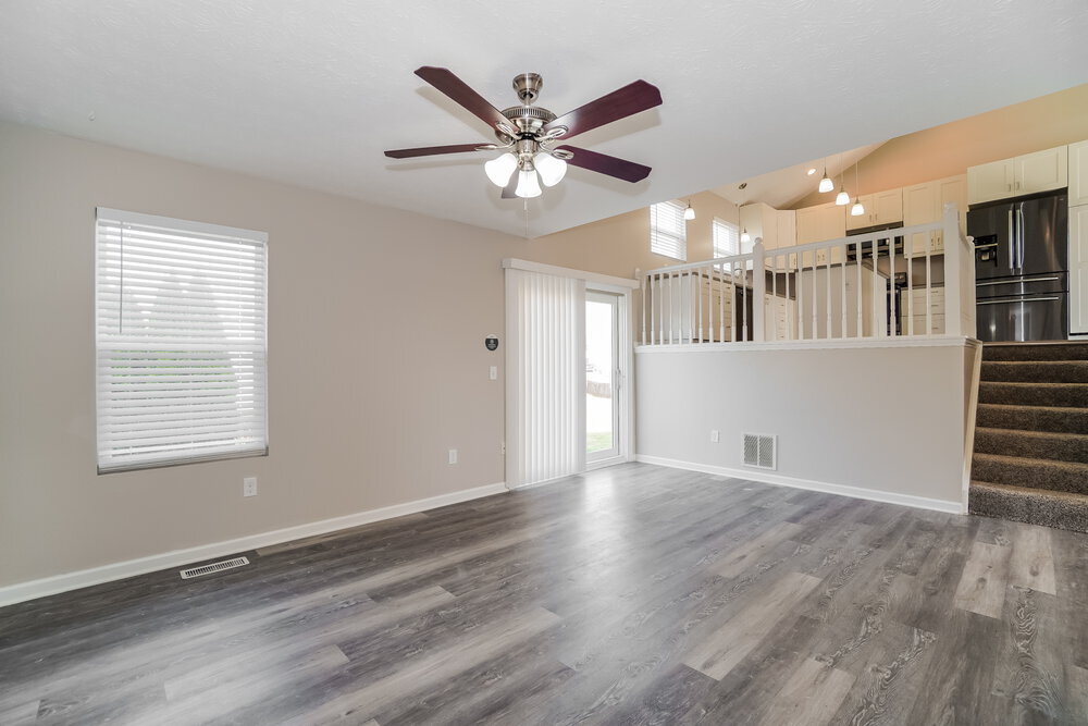 Building Photo - 255 Whitewater Ct