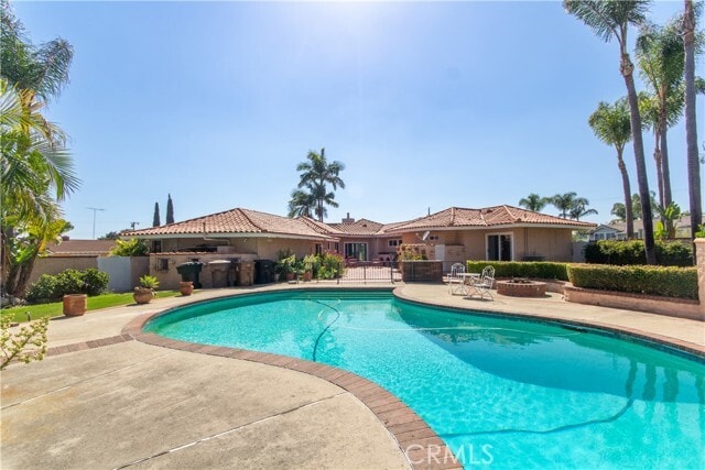 Building Photo - 1100 Wardman Dr