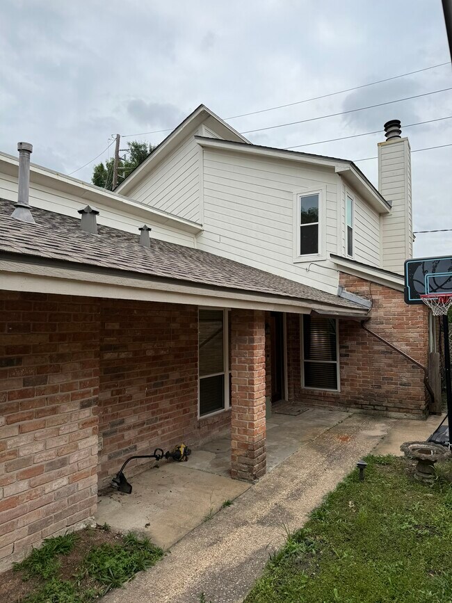 Building Photo - 4605 Cashel Glen Dr
