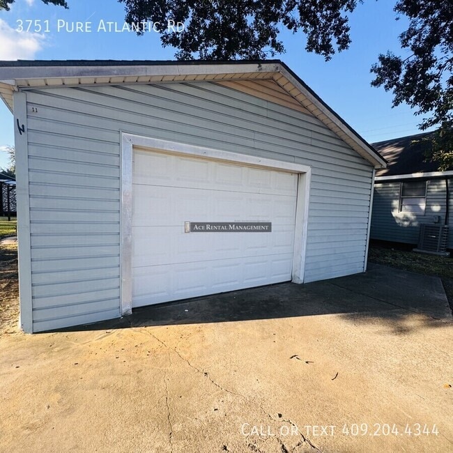 Building Photo - 3751 Pure Atlantic Rd