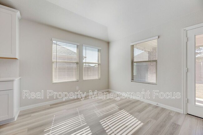 Building Photo - 203 Rocky Rd