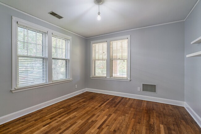 Building Photo - 1876 Crump Ave