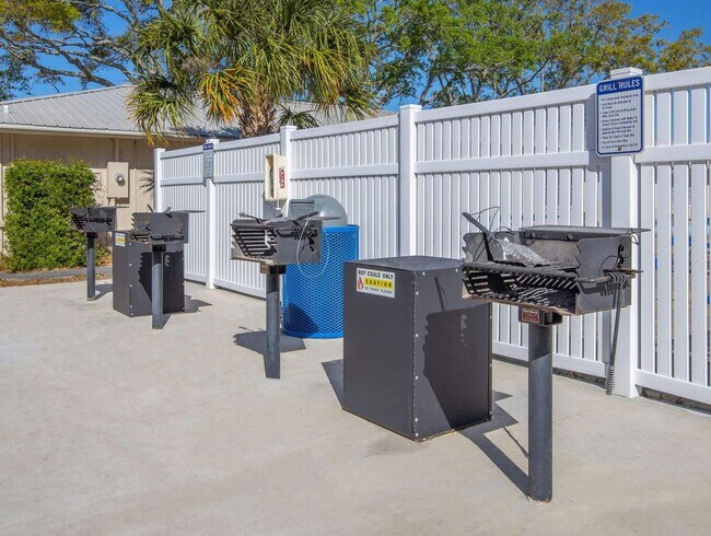 Building Photo - Armature Park- 2/1A-RH