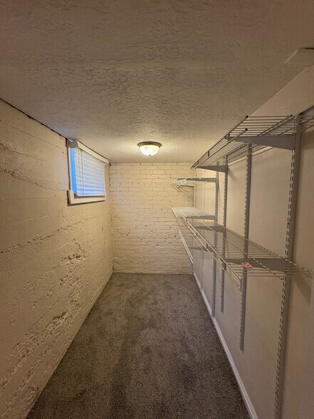 Building Photo - 505 E Gallacher Pl
