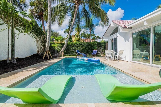 Building Photo - 103 W Sandpiper Cir