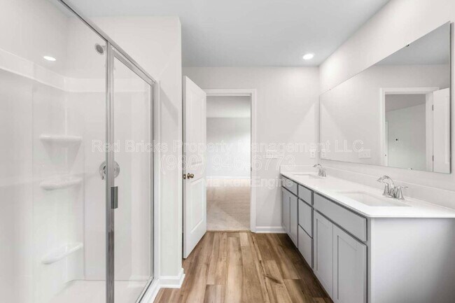 Building Photo - 10132 Chatham Run Ln