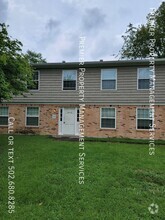 Building Photo - The Perfect Two Bedroom 2nd Floor Apartment!