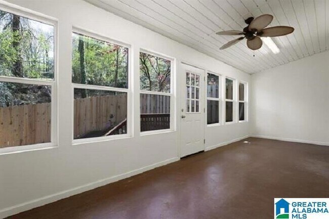 Building Photo - 2106 Montreat Pkwy