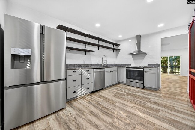 Building Photo - 298 Outrigger Ln