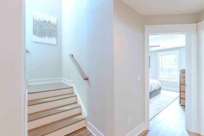 Building Photo - 52 Sandcastle Ct
