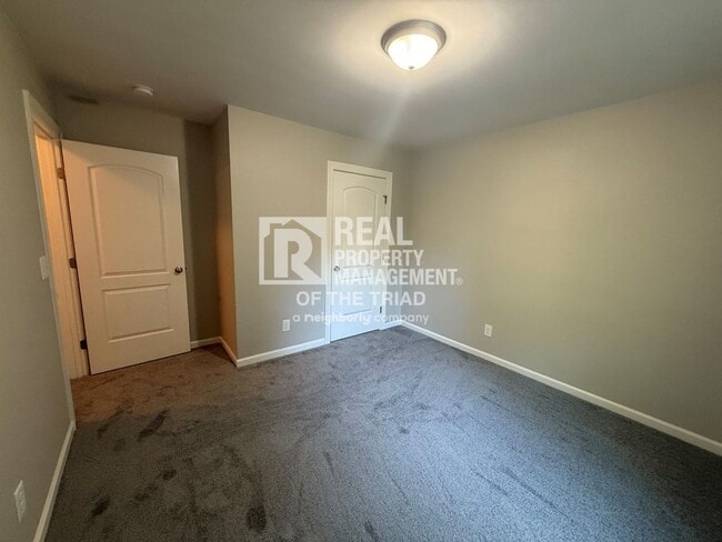 Building Photo - 2234 Nettlebrook Dr