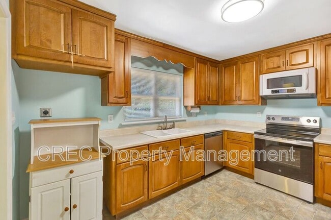 Building Photo - 9 Penn Ave