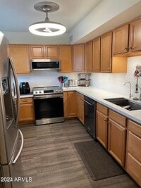 Building Photo - 4610 N 68th St