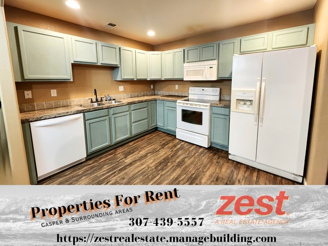 Building Photo - 753 6th St