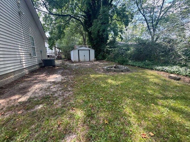 Building Photo - Brand New Rental Listing – Steps from Down...