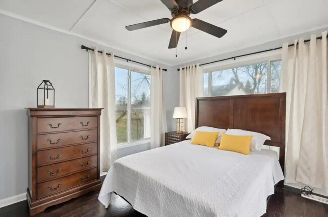 Building Photo - 1809 Rivard Rd