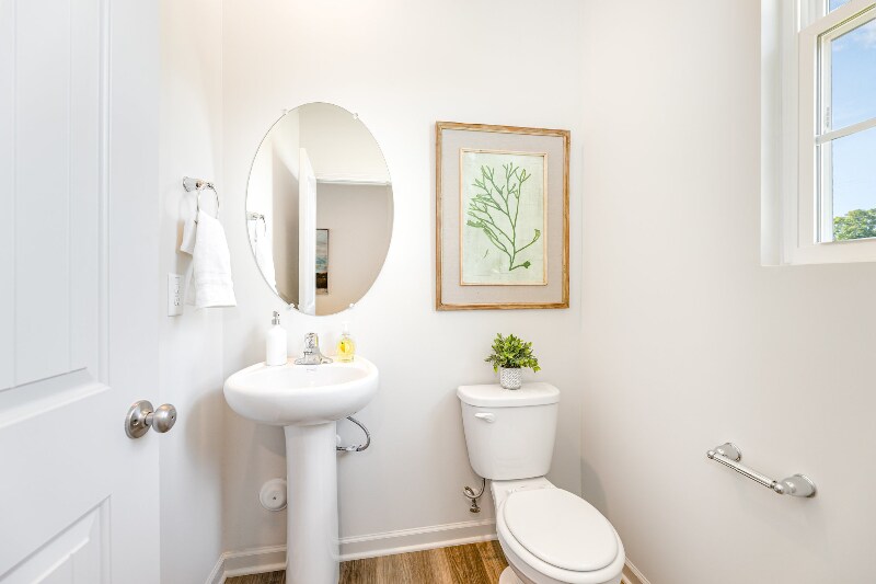 Building Photo - 6845 Doral Dr