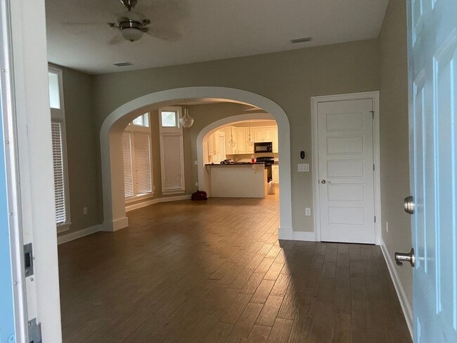 Primary Photo - Park Place-310