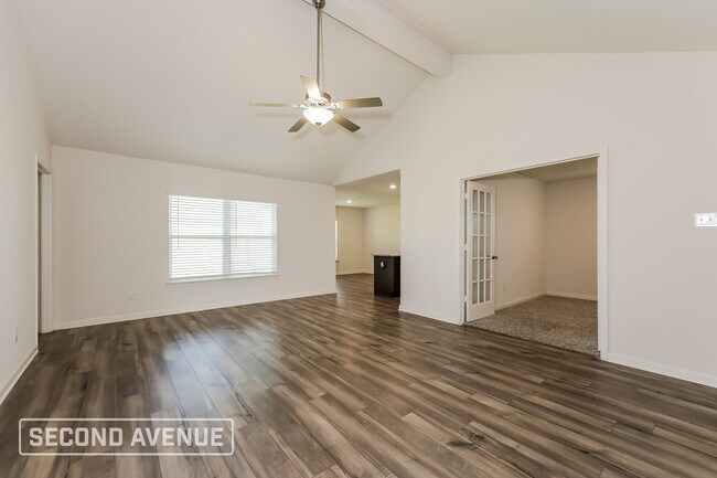 Building Photo - 9612 Sierra Grande Dr