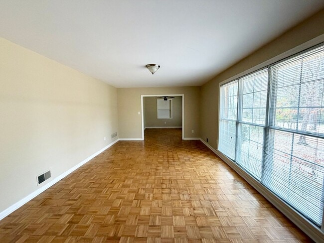 Building Photo - Lexington- Downtown Lexington - Call Lexington office for tours 803-359-0793