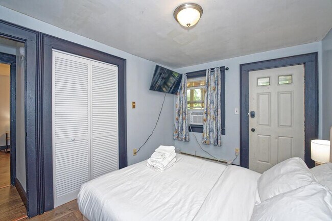 Building Photo - 111 Green St