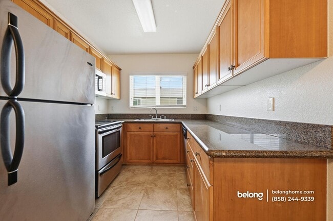 Building Photo - 6666 Beadnell Way