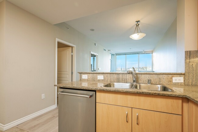 Building Photo - Little Italy 1 Bedroom at La Vita!