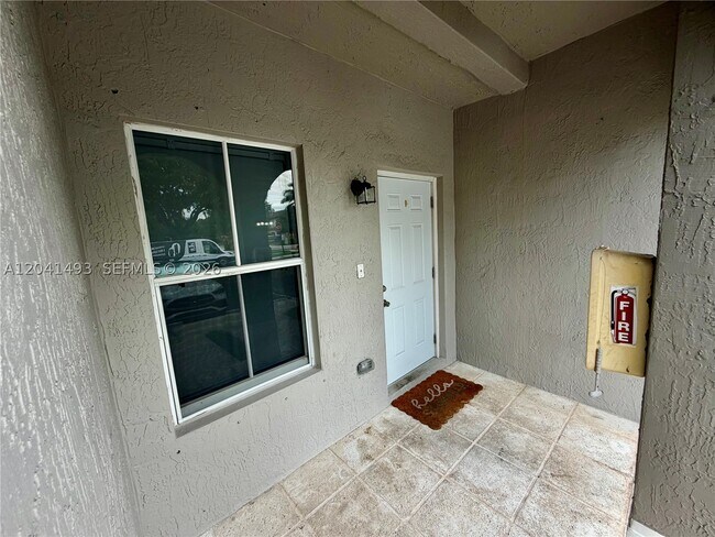 Building Photo - 14051 SW 49th St