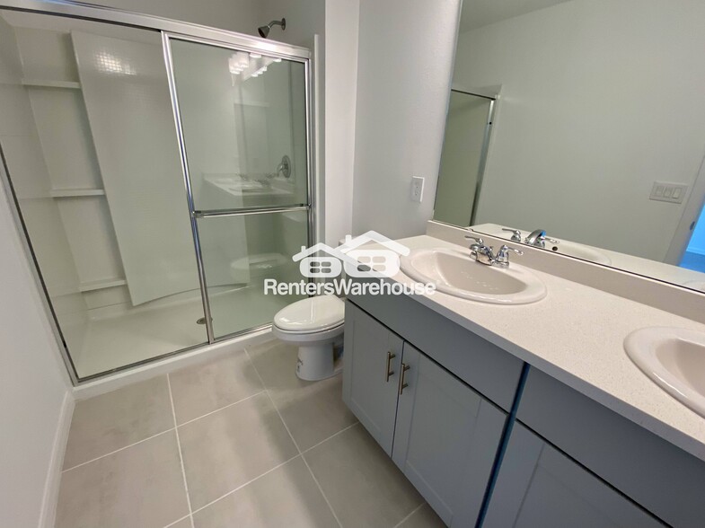 Building Photo - 1272 Lago Vista Ct