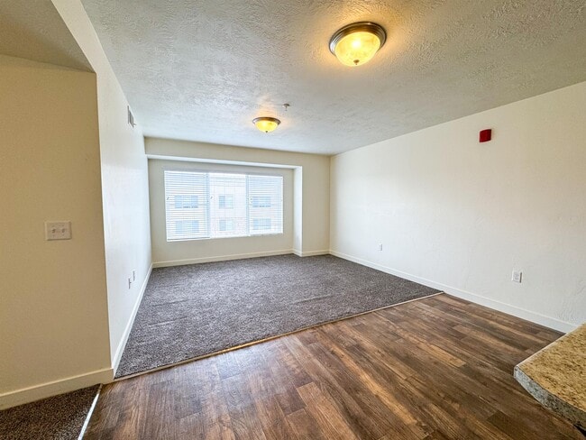 Building Photo - 531 S 850 E