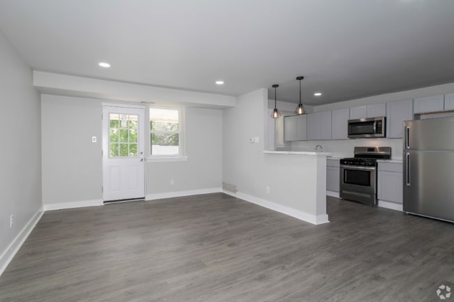 Building Photo - 3241 Hulmeville Rd