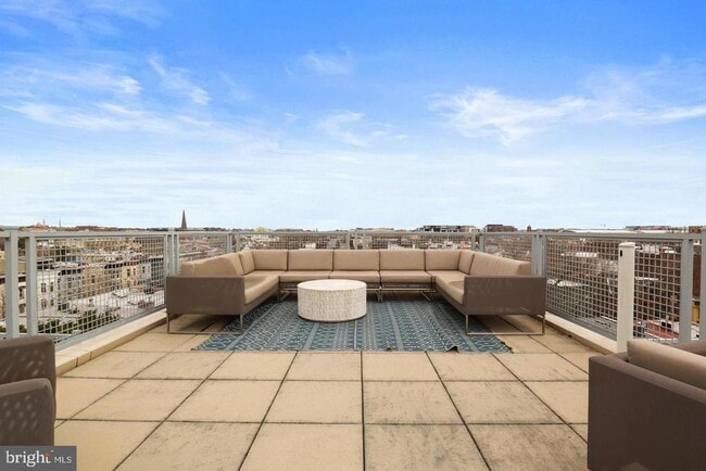Building Photo - 1529 14th St NW