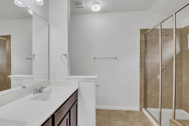 Building Photo - 18321 Cumberland Gap St