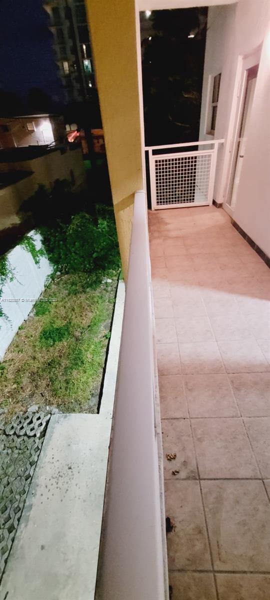 Building Photo - 471 NE 25th St