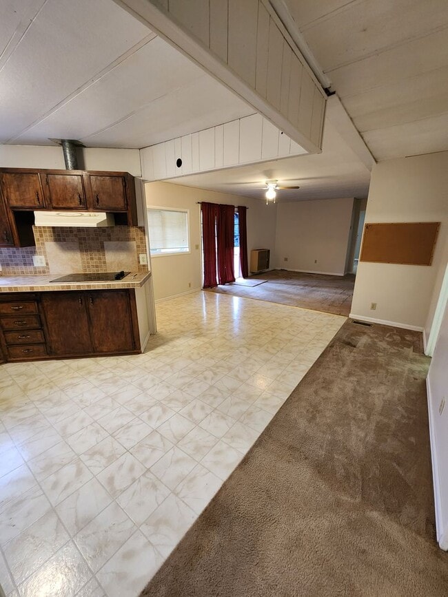 Building Photo - Lovely Home in Chehalis