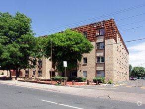 Building Photo - Berkshire Square