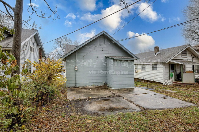 Building Photo - 5702 Euclid Ave E