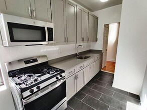 Building Photo - 1 bedroom in BRONX NY 10472