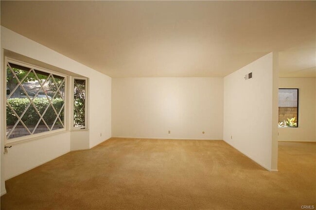 Building Photo - 1845 Cathay St