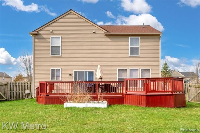 Building Photo - 7696 Henley Dr